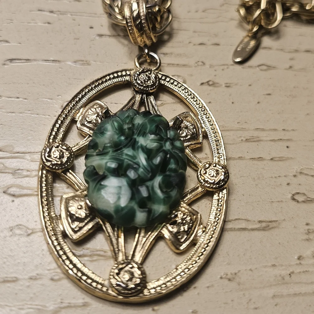 WHITING & DAVIS Signed Pendant Necklace Dark Green Cut Jade